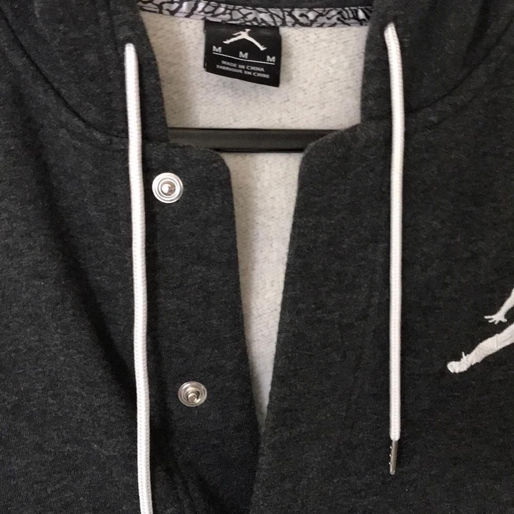Air Jordan Sweatshirt- M_3